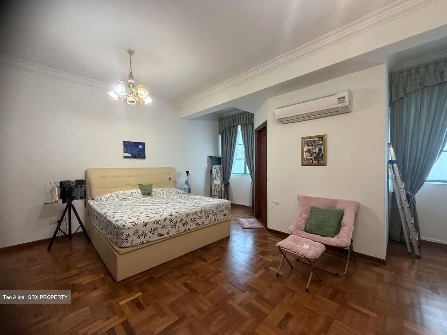 Pinewood Terrace (D25), Terrace #586184241